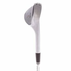 Cleveland 588 RTX Satin Chrome Steel Men's Right Hand Gap Wedge 54 Degree 12 Bounce Wedge - Dynamic Gold -Golf Clubs Shop sh hs52930c 1